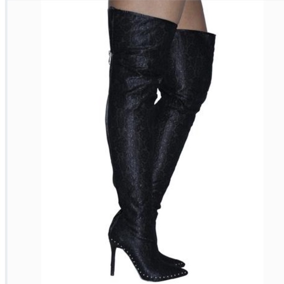 Black Pointed toe over the knee boots - Picture 2 of 2